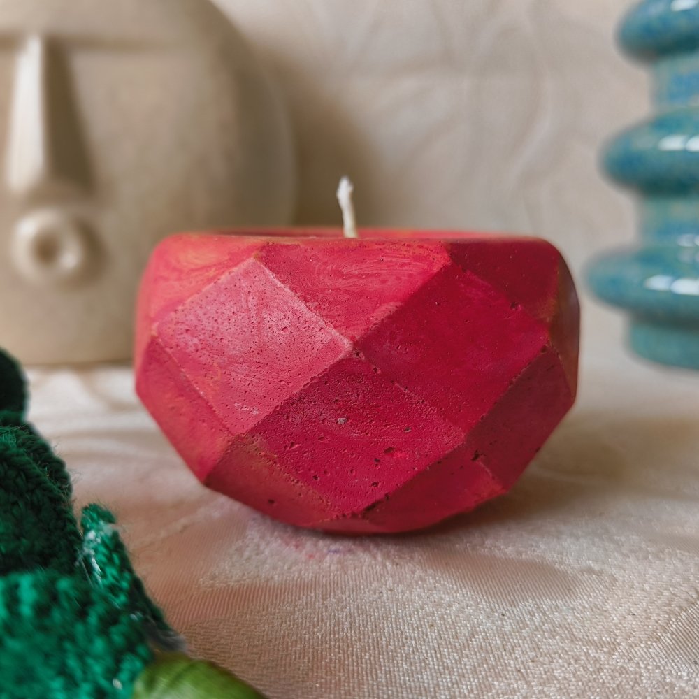 Geometric Candle - Cemented - Image 4